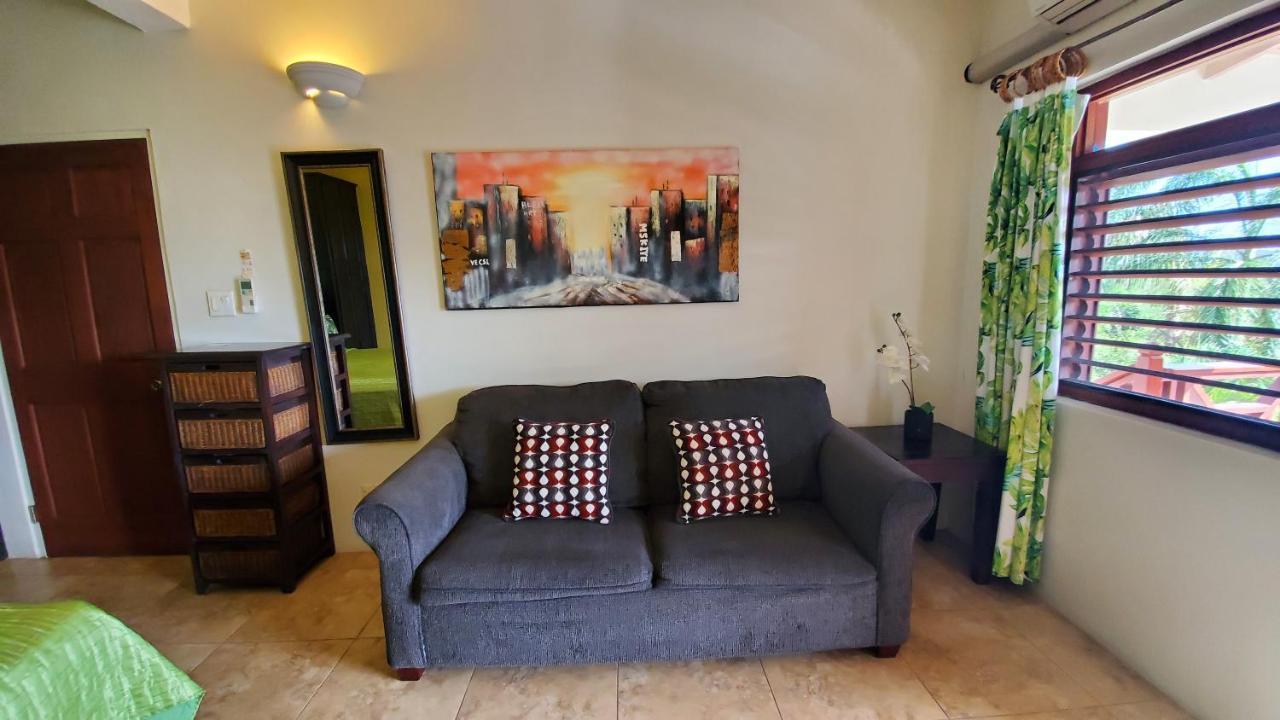 English Harbour Villa Touloulou מראה חיצוני תמונה