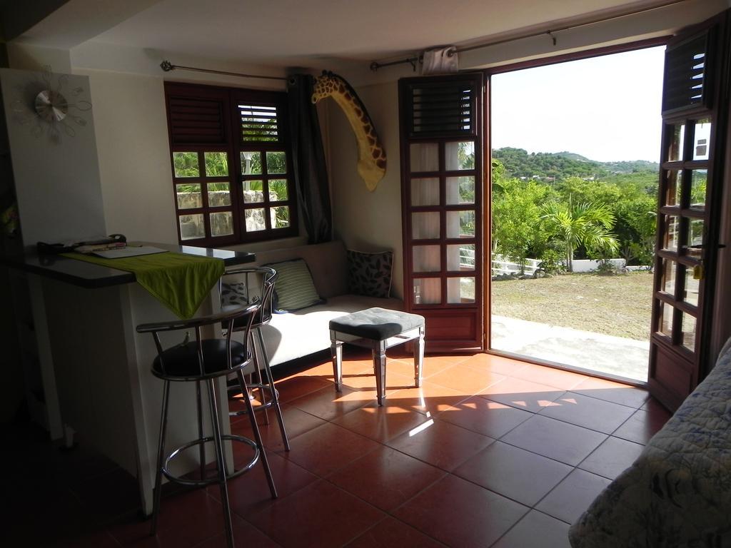 English Harbour Villa Touloulou מראה חיצוני תמונה