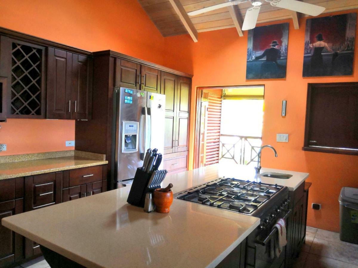 English Harbour Villa Touloulou מראה חיצוני תמונה