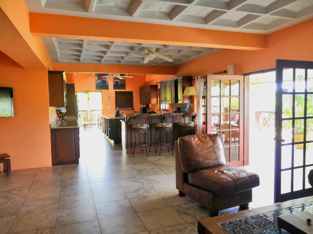 English Harbour Villa Touloulou מראה חיצוני תמונה